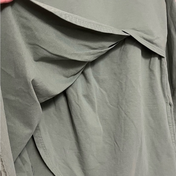 Latched Mama Green Hoodie Top - Picture 5 of 9